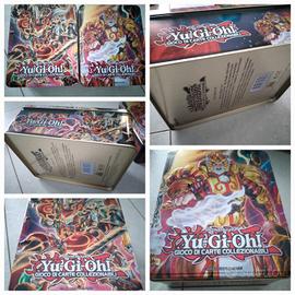 Lotto yu-gi-oh 100 carte + sleeves + collector tin