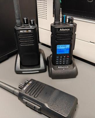 walkie talkie / radioamatore / ricetrasmittente