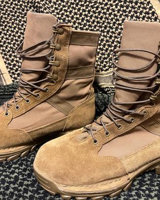 Anfibi Danner GoreTex 1200Grammi