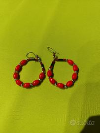 orecchini corallo e anello 