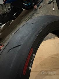 Pirelli diablo rosso corsa IV 120/70/17