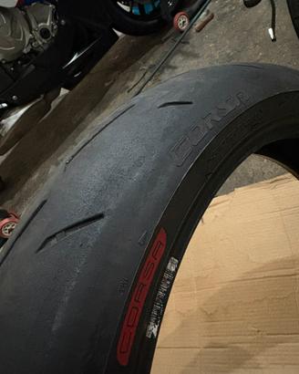 Pirelli diablo rosso corsa IV 120/70/17