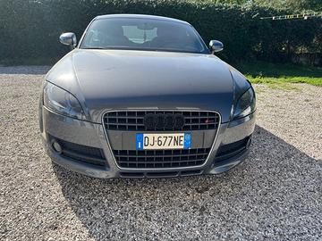 Audi TT 2.0 benzina