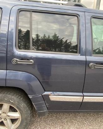 PORTA POSTERIORE DESTRA JEEP CHEROKEE KK 2009