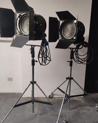 Coppia fari fotografici vintage quarzcolor 270