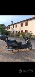 Scooter Suzuki Burgman 400