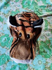 Cappello in peluche per carnevale a forma di tigre