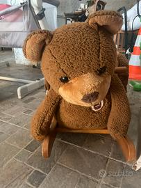 Orso a dondolo