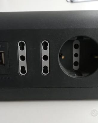 Multipresa da scrivania BTicino