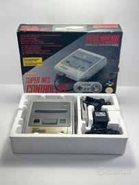 SUPER NINTENDO ENTERTAINMENT SYSTEM (SNES) console