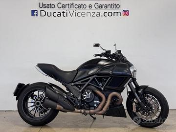 DUCATI Diavel 1200 CARBON