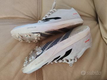 Scarpe chiodate atletica