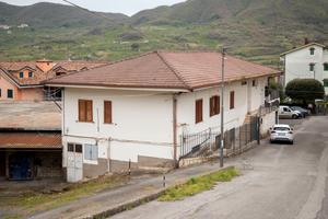 Soluzione Semindipendente