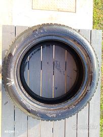 pneumatici di varie misure 