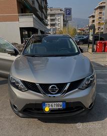 Nissan qhashai per passaggio auto piu grande