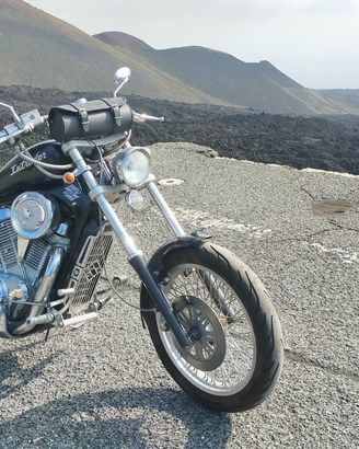 Suzuki intruder 600