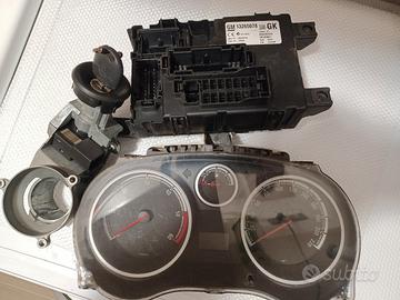 Tachimetro/cablaggi centralina opel corsa