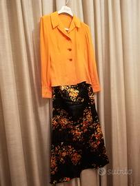 Completo vintage con camicia cinta e gonna lunga