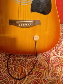 chitarra acustica 