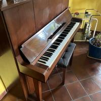 Pianoforte verticale Yamaha