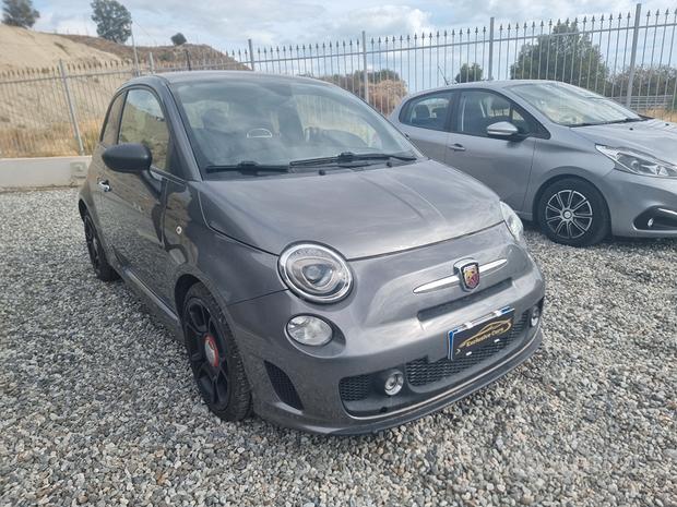 Abarth 500 1.4 Turbo T-Jet Custom