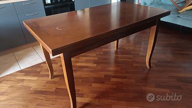 Tavolo allungabile + sedie