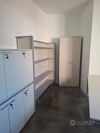 N° 2 postazioni  arredamento  uffici