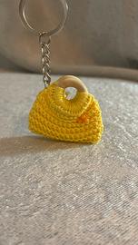 Portachiavi con borsetta gialla