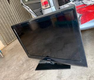 Televisore Samsung 40' con decoder interno