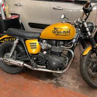 Triumph bonneville