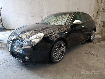 Alfa Romeo Giulietta 1.6 JTDm-2 105 CV Distinctive