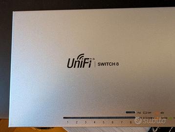 UniFi US-8 – Switch 8 porte non PoE, con passthrou