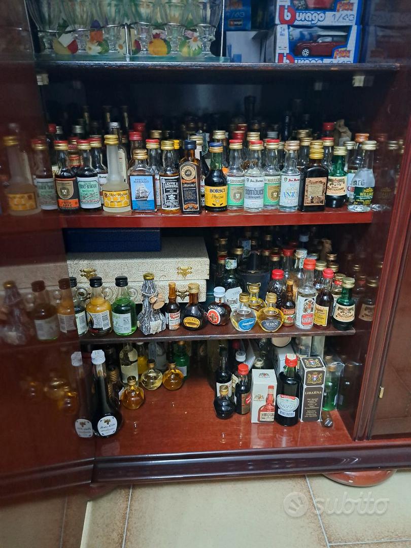 Bottiglie mignon di liquore da collezione - Collezionismo In vendita a  Foggia