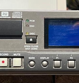 Tascam DV  RA 1000