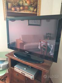  TV Samsung da 42 pollici