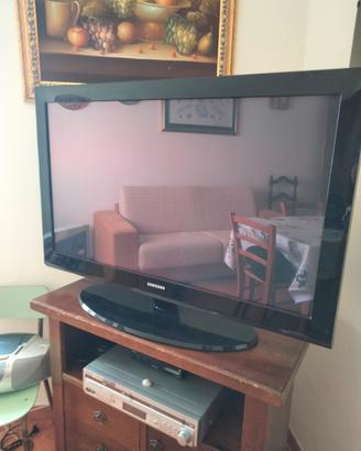  TV Samsung da 42 pollici