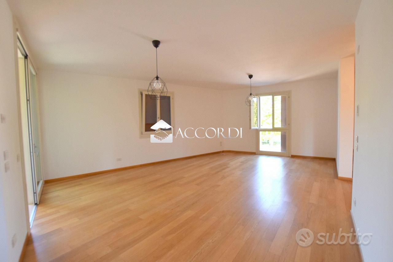 Appartamento – Montebelluna, Centro, Guarda - Vista 4