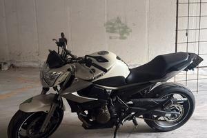 Yamaha XJ6 2011
