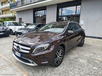 MERCEDES-BENZ GLA 200 d Automatic 4Matic Enduro
