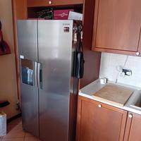 cucina completa di elettrodomestici