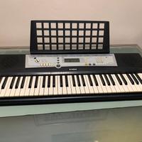 Pianola digitale Yamaha YPT-200