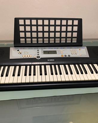 Pianola digitale Yamaha YPT-200
