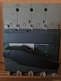 Schneider INS400 – sezionatore 4 poli 400A