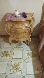 como' comodini, specchio stile barocco