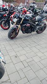 moto Speed triple 1050
