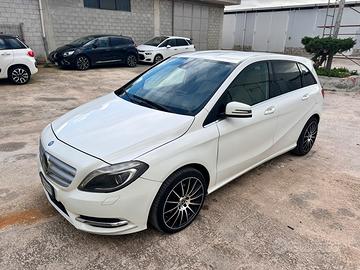 MERCEDES Classe B 200 CDi 136cv Premium