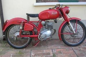 Benelli Leoncino 125cc
