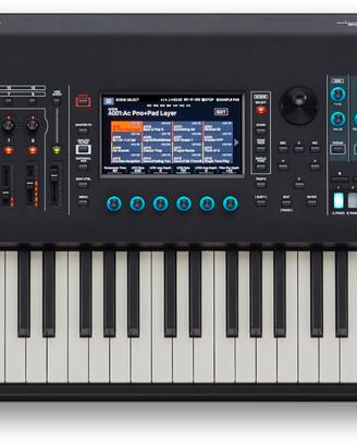 ROLAND Fantom 8 - Digital Piano