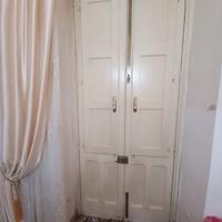 Porta in legno con vetro