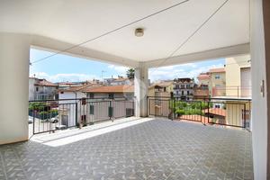 CASA SEMINDIPENDENTE A SAN BENEDETTO DEL TRONTO